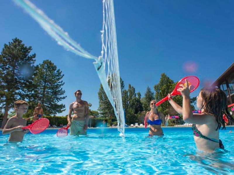 Camping Officiel Siblu Les Rives De Condrieu Exterior photo